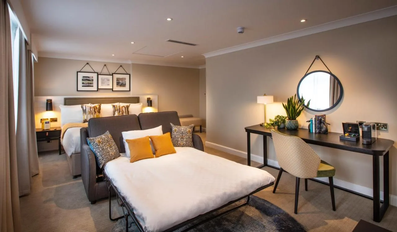 Superior King Room